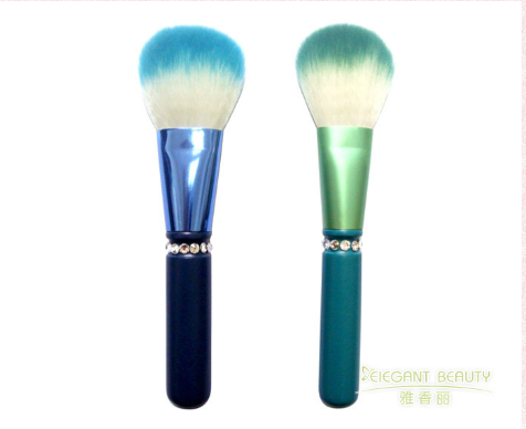 化妝刷挑選指南，助你打造精致妝容！