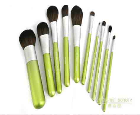 化妝刷清洗晾干后該如何儲存？