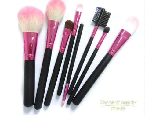 化妝刷刷頭的大小應(yīng)該怎么選擇？