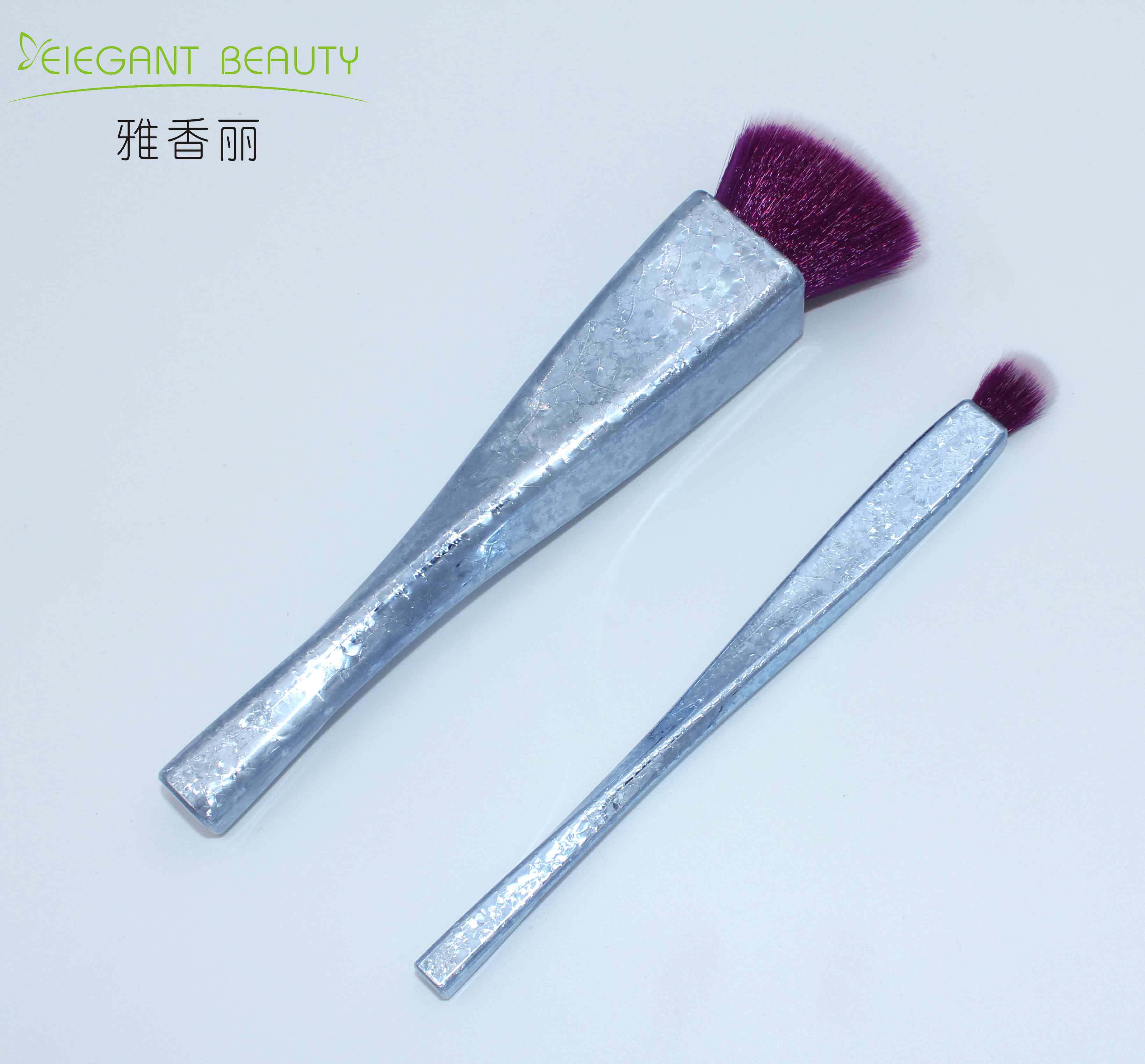 化妝刷套裝：不僅僅是工具，更是藝術(shù)的載體