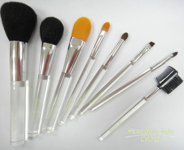 定制化妝刷套裝時(shí)，有哪些個(gè)性化元素可以加入？