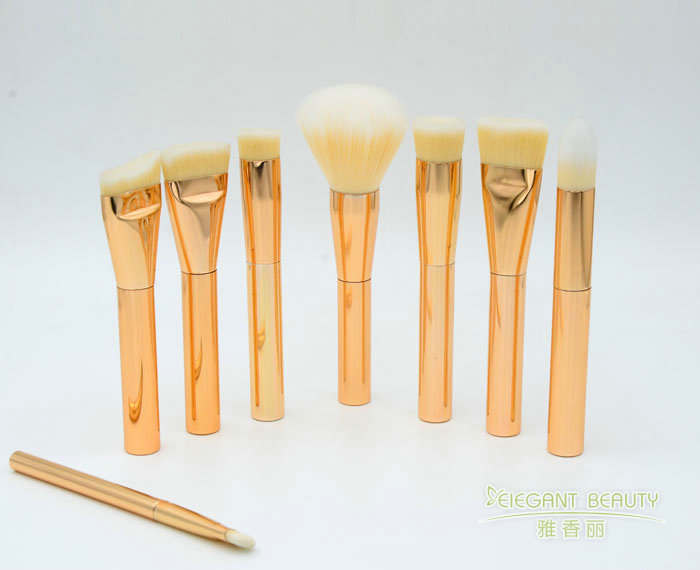 成套化妝刷的刷柄防滑紋路設(shè)計(jì)依據(jù)哪些人體工學(xué)原則？