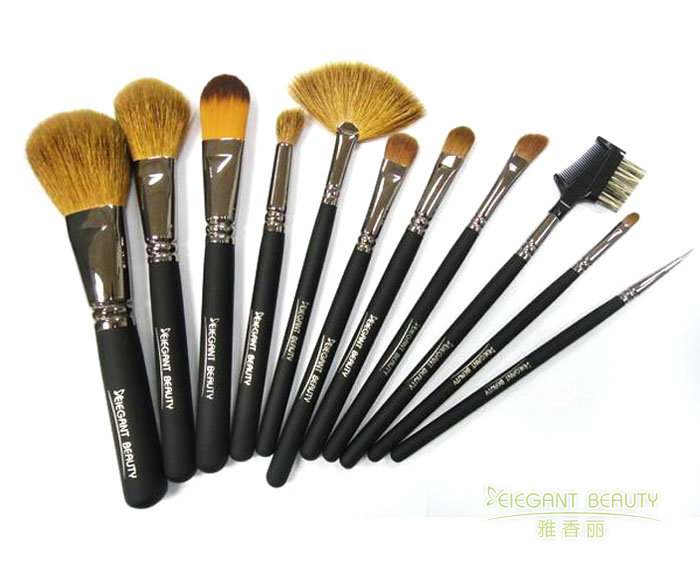 化妝刷定制的刷柄材質(zhì)如何適配高端品牌定位？